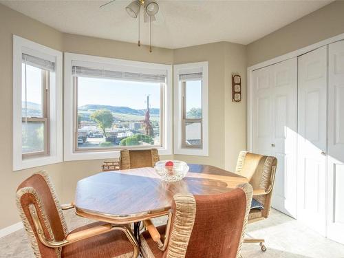 3-4303 27Th Avenue, Vernon, BC - Indoor Photo Showing Dining Room