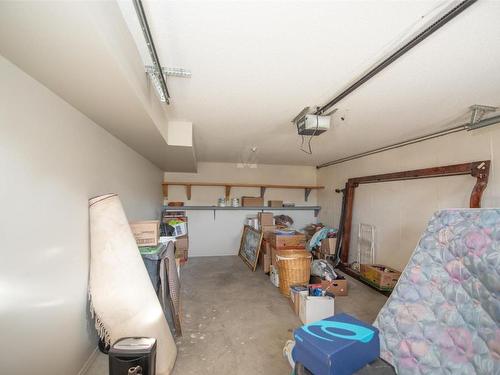 3-4303 27Th Avenue, Vernon, BC - Indoor Photo Showing Garage