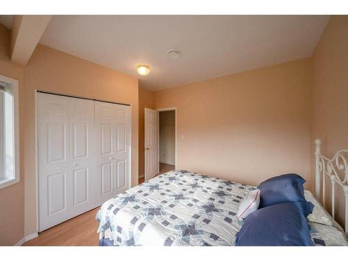 44-1840 Oliver Ranch Road, Okanagan Falls, BC - Indoor Photo Showing Bedroom