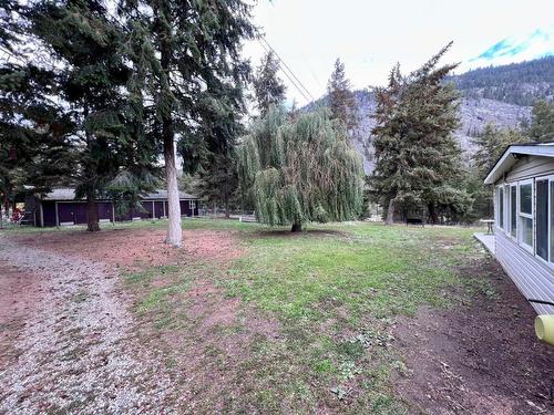 3023 Hwy 3, Hedley, BC - Outdoor