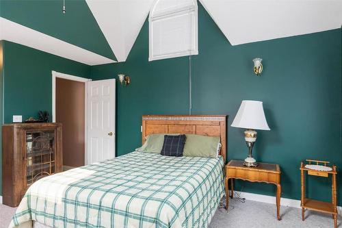 3370 Slater Road, Kelowna, BC - Indoor Photo Showing Bedroom