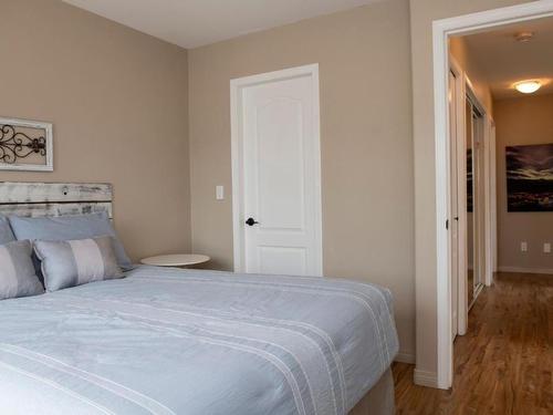 102-394 Vancouver Avenue, Penticton, BC - Indoor Photo Showing Bedroom