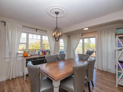 6177 Okanagan Avenue, Vernon, BC - Indoor Photo Showing Dining Room