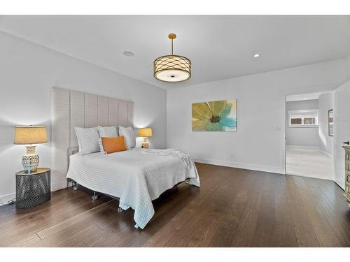 841 Harbourfront Drive, Salmon Arm, BC - Indoor Photo Showing Bedroom