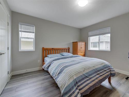 2020 Elkridge Drive, West Kelowna, BC - Indoor Photo Showing Bedroom