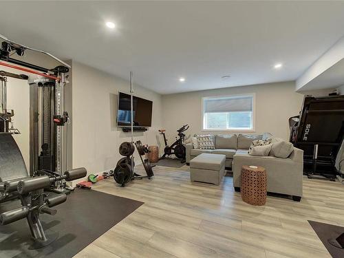 2020 Elkridge Drive, West Kelowna, BC - Indoor Photo Showing Gym Room