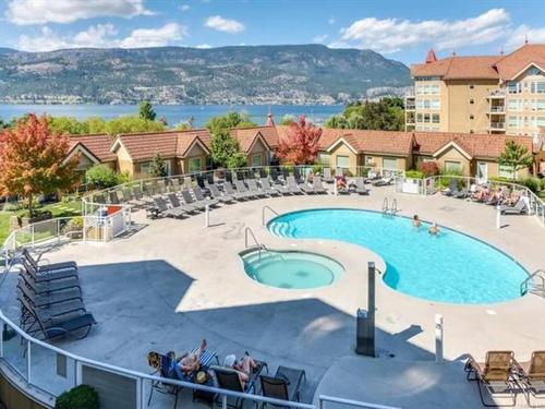 542-1088 Sunset Drive, Kelowna, BC - Outdoor With In Ground Pool With View