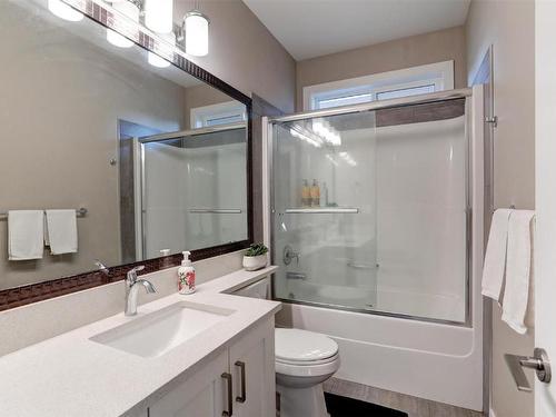 1807 Capistrano Peaks Crescent, Kelowna, BC - Indoor Photo Showing Bathroom