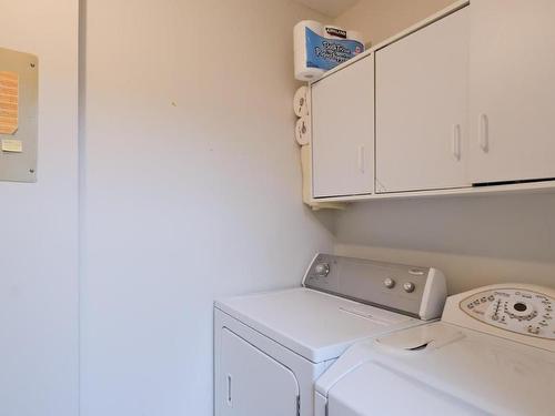 8-950 Lanfranco Road, Kelowna, BC - Indoor Photo Showing Laundry Room