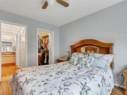 10-4311 20 Street, Vernon, BC - Indoor Photo Showing Bedroom
