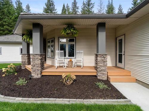 9-6500 15 Avenue, Salmon Arm, BC - Outdoor With Deck Patio Veranda