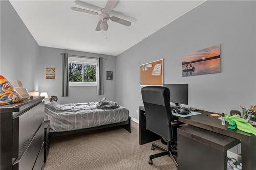 129 Whitney Avenue, Hamilton, ON - Indoor Photo Showing Bedroom