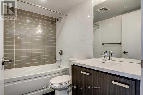 2908 - 125 Redpath Avenue, Toronto, ON - Indoor Photo Showing Bathroom