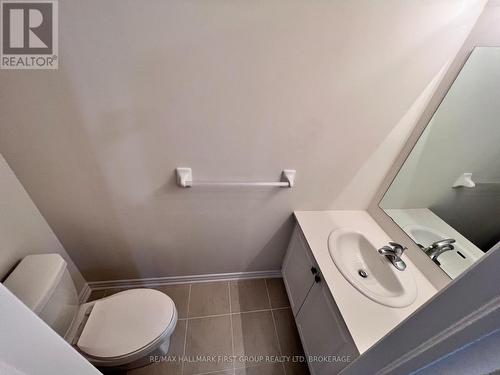 7 - 480 Beresford Path, Oshawa, ON - Indoor Photo Showing Bathroom
