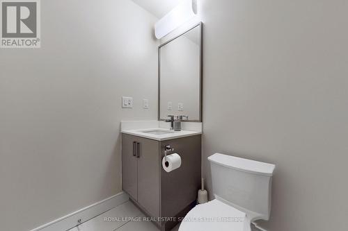 #135 -1575 Lakeshore Rd W, Mississauga, ON - Indoor Photo Showing Bathroom