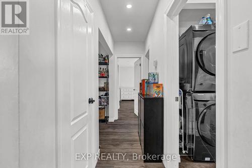 9 Mulock Avenue, Hamilton, ON - Indoor Photo Showing Laundry Room