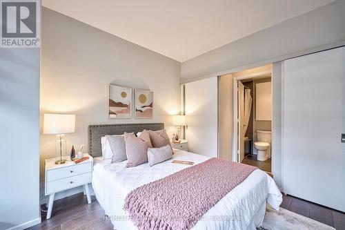 220 - 5 St Joseph Street, Toronto, ON - Indoor Photo Showing Bedroom