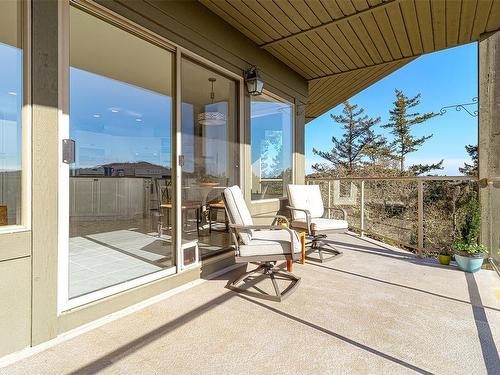 20-4305 Maltwood Lane, Saanich, BC - Outdoor With Deck Patio Veranda With Exterior