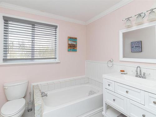 1193 Waterlily Lane, Langford, BC - Indoor Photo Showing Bathroom