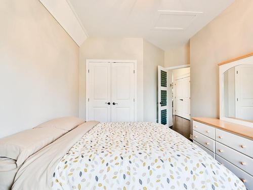 Chambre Ã Â coucher - 9075 Rue François-Xavier-Desèves, Mirabel, QC - Indoor Photo Showing Bedroom