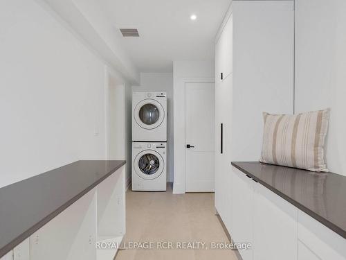 35 Second St, Orangeville, ON - Indoor Photo Showing Laundry Room