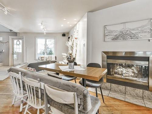 Dining room - 2352Z Rue De L'Église, Val-David, QC - Indoor Photo Showing Dining Room