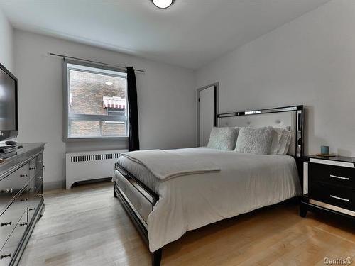 Chambre Ã Â coucher - 5710 Boul. Pie-Ix, Montréal (Rosemont/La Petite-Patrie), QC - Indoor Photo Showing Bedroom