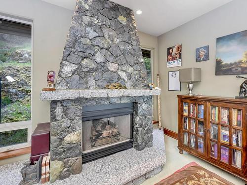 4948 Nagle Rd, Sooke, BC - Indoor Photo Showing Living Room With Fireplace