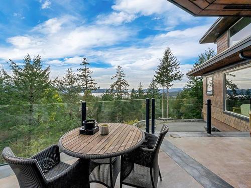 4948 Nagle Rd, Sooke, BC - Outdoor With Deck Patio Veranda With Exterior