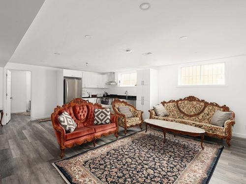 Salle familiale - 1920 Av. Brookdale, Dorval, QC - Indoor Photo Showing Living Room