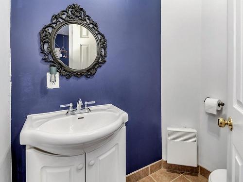 Salle d'eau - 442 Place Pierre-Jean-Perrin, Beauharnois, QC - Indoor Photo Showing Bathroom