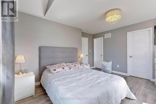 158 Thomas Phillips Drive, Aurora, ON - Indoor Photo Showing Bedroom