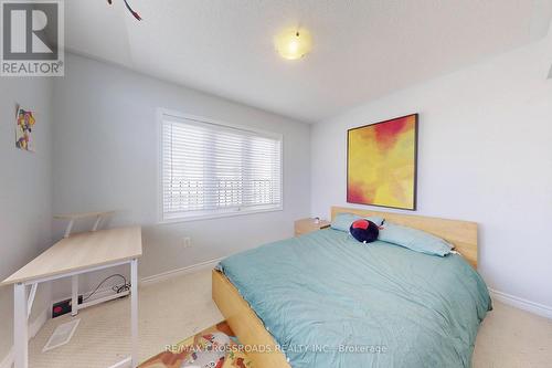 158 Thomas Phillips Drive, Aurora, ON - Indoor Photo Showing Bedroom