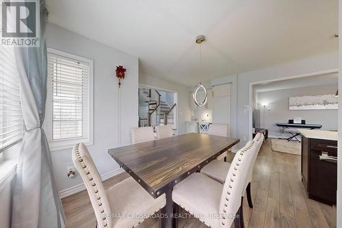 158 Thomas Phillips Drive, Aurora, ON - Indoor Photo Showing Dining Room