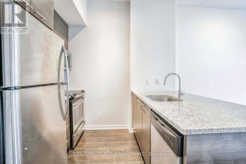 #Ps3 -66 Forest Manor Rd, Toronto, ON - Indoor Photo Showing Kitchen