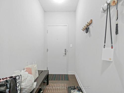 2404-126 Simcoe St, Toronto, ON - Indoor Photo Showing Other Room