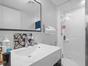 2404-126 Simcoe St, Toronto, ON  - Indoor Photo Showing Bathroom 