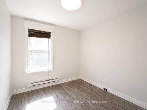2079 Gerrard St E, Toronto, ON - Indoor Photo Showing Other Room