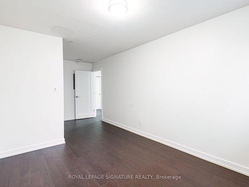 B102-46 Panorama Crt, Toronto, ON - Indoor Photo Showing Other Room