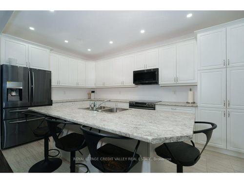 11 Ringway Rd, Brampton, ON - Indoor Photo Showing Kitchen With Double Sink With Upgraded Kitchen
