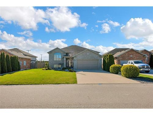 118 Molengraaf Way, Chatham, ON 