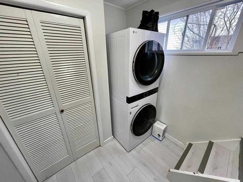 605 Harold Street N, Thunder Bay, ON - Indoor Photo Showing Laundry Room