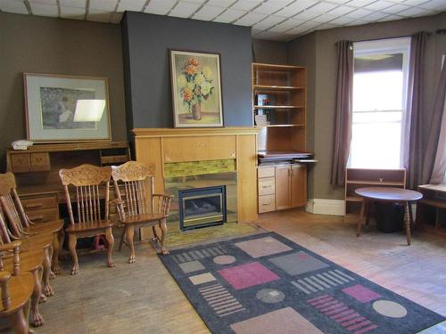 293 Park Ave, Thunder Bay, ON - Indoor Photo Showing Other Room With Fireplace