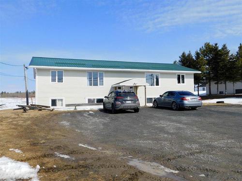 95 Leach Road, Dryden, ON - Outdoor
