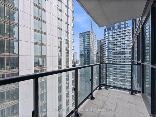 3712-87 Peter St, Toronto, ON - Outdoor With Balcony With Exterior