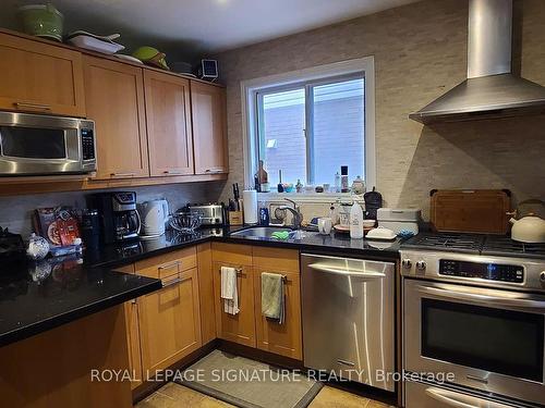 158 Woodmount Ave, Toronto, ON - Indoor Photo Showing Kitchen