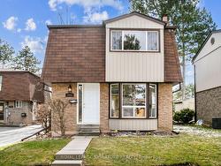 7-1771 Hyde Mill Cres  Mississauga, ON L5N 0A7