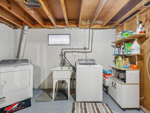 7-1771 Hyde Mill Cres, Mississauga, ON - Indoor Photo Showing Laundry Room
