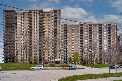 500 Green Road|Unit #507, Stoney Creek, ON - Outdoor With Balcony With Facade