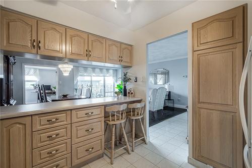 500 Green Road|Unit #507, Stoney Creek, ON - Indoor Photo Showing Kitchen